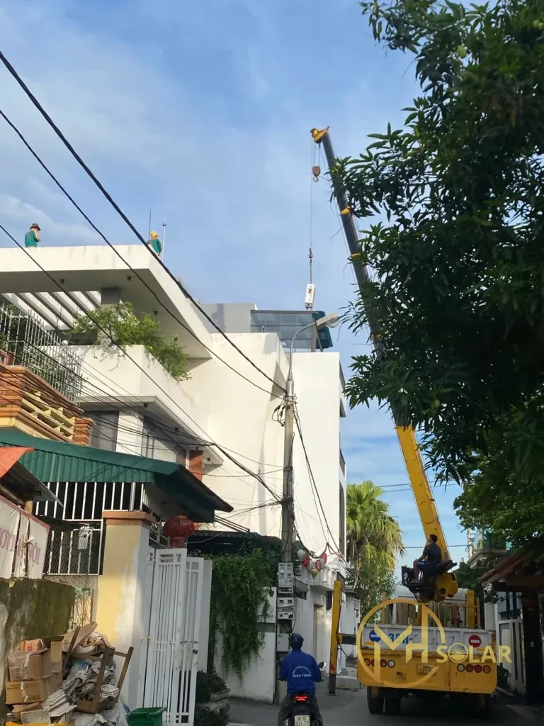 Thi công điện mặt trời cho gia đình anh Mạnh tại Quảng Phú
